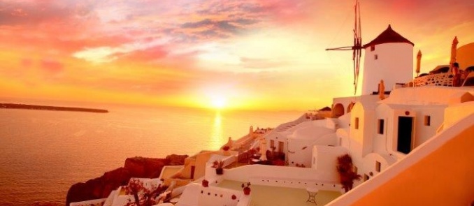 TripAdvisor: Santorini 2nd best island in the world and top island in Europe